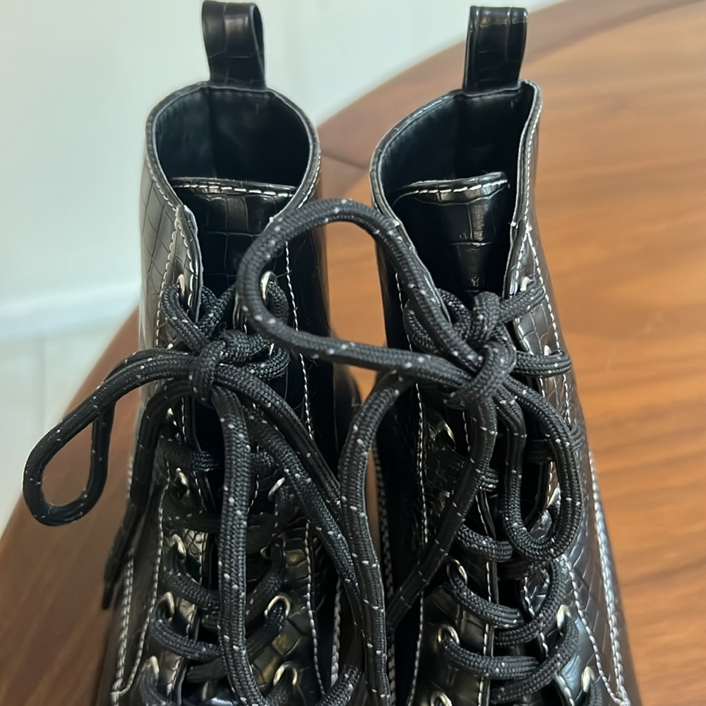 Booties - Picture 3 of 9